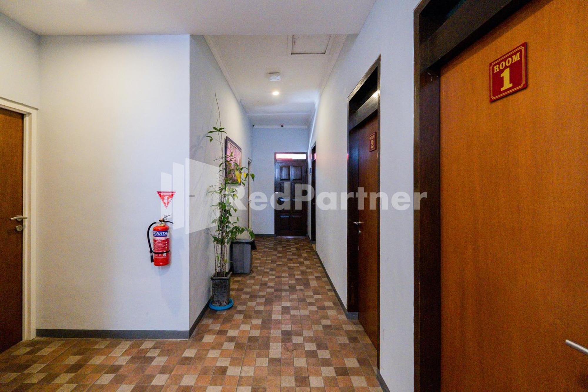 Swun Stay Inn At Sawahan Mitra Reddoorz Malang Eksteriør billede